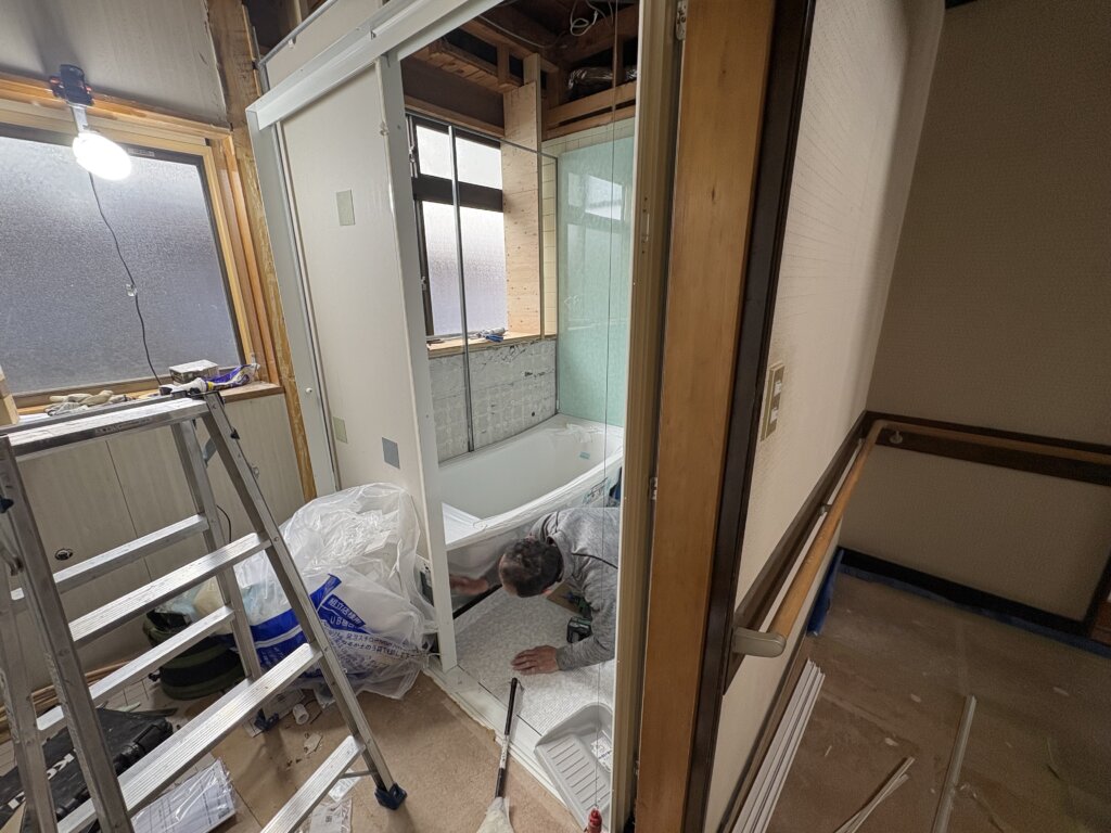 上田市で断熱性・防カビ性能を高めた快適な浴室リフォーム｜上田市の工務店